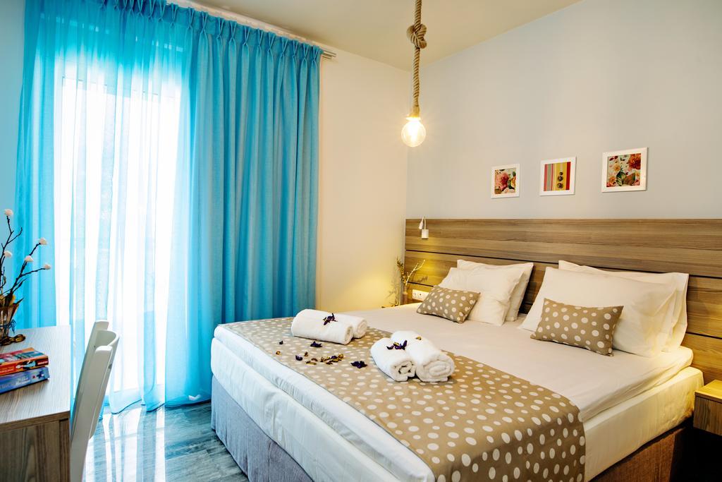 Beachside Apartment In Plakias Centre! Exterior foto